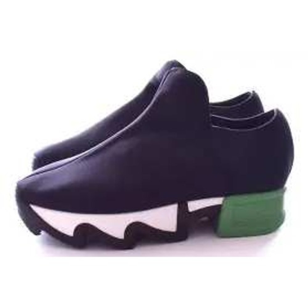 IRI  avant-garde, sculptural sole Unisex Size 11W 7M US /41EU (MSRP $215)